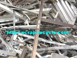 アルミサッシ ビスあり